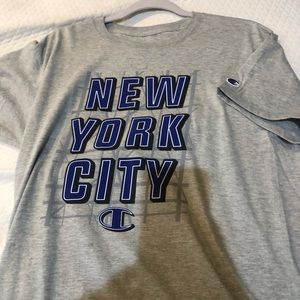 🔵 3 for $15 Champion NWOT NYC t-shirt